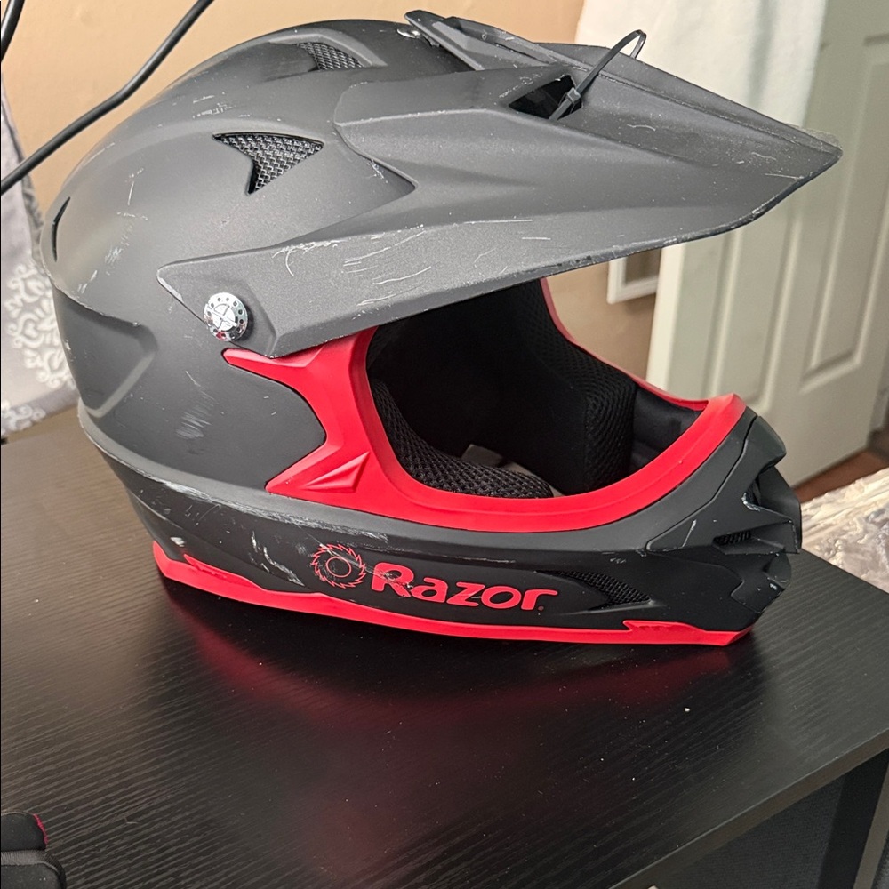 Razor Matte Black and Red Helmet